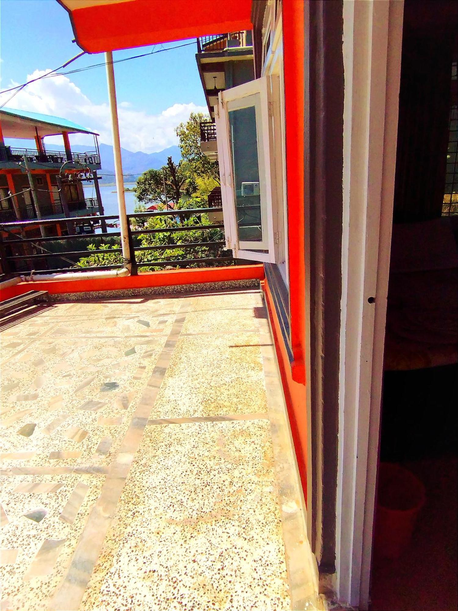 Hotel Santana โพคารา ห้อง รูปภาพ