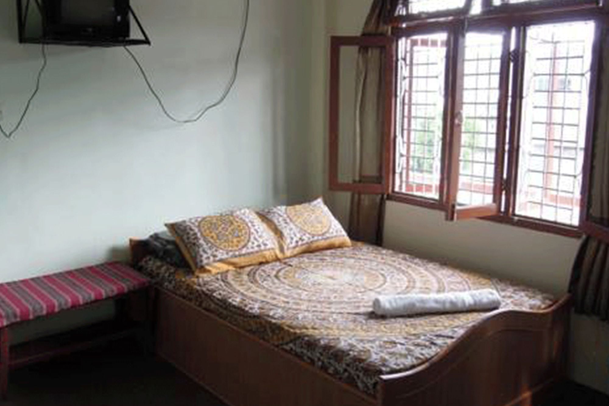 Hotel Santana โพคารา ภายนอก รูปภาพ